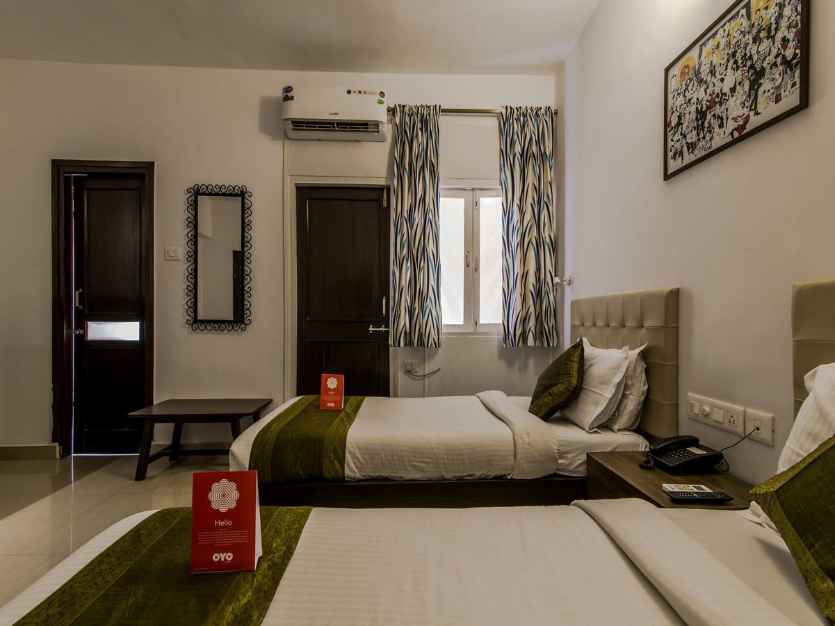 Oyo 10241 Hotel Mayfair Goa Exterior photo